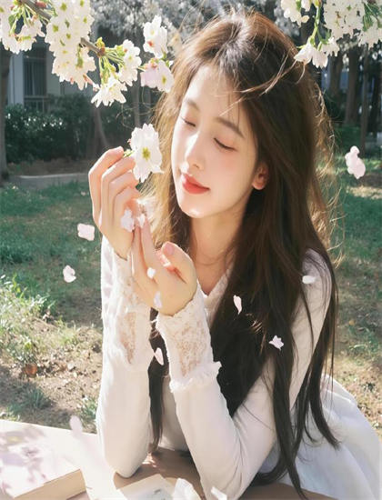 欧美av女星最漂亮排名_长安三万里完整免费观看_闪耀的她136集免费观看